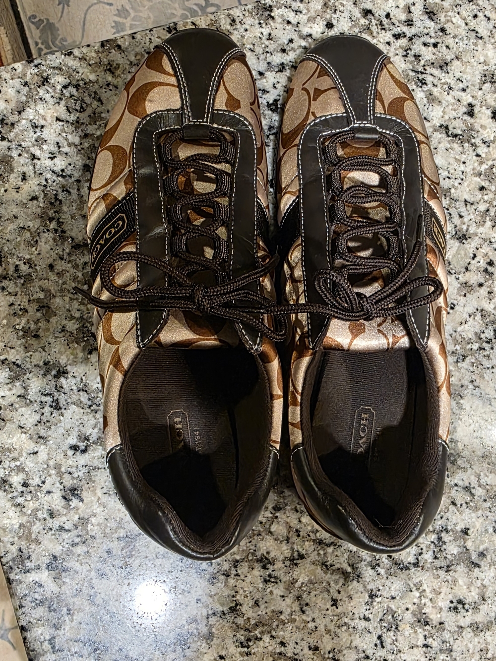 Coach Kirby Vintage Women’s Brown Signature Canvas Lace-Up Sneakers - NWOT - Picture 5 of 7